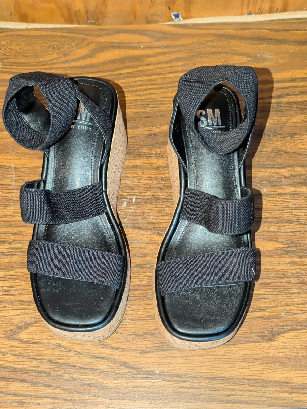 SM New York Black Platform Sport Sandals - Size 7 1/2